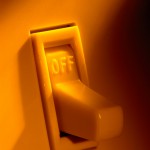 07aad3372b3285ded9e631772a40403c Cu lumina stinsa...