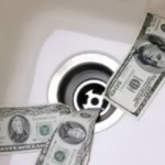 us-dollar-waste 3fd290ad4f4953a42403ea0fa6dbf404 Cadere libera, colaps economic. Am belit o?