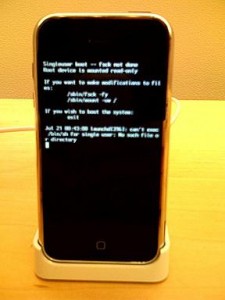 crashed-iphone f7e3932be293e33ca00838b979dad116 iPhone in Romania