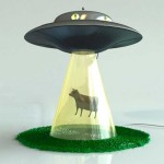 abductionlamp_cow_ill abductionlamp cow ill 150x150 Decorezi sau luminezi casa?